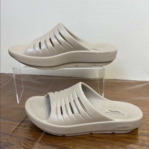 Skechers Cream Comfort Sandals with Ergonomic Footbed - Picture 1 of 5